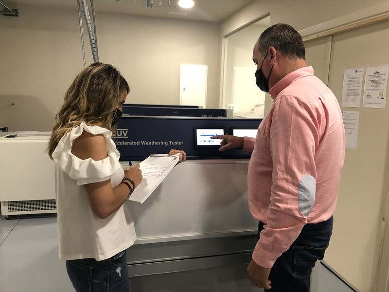 硅膠紫外老化測(cè)試