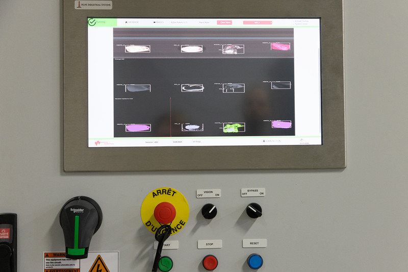 SpecimONE高光譜成像自動在線分選系統(tǒng)在垃圾分選的應(yīng)用