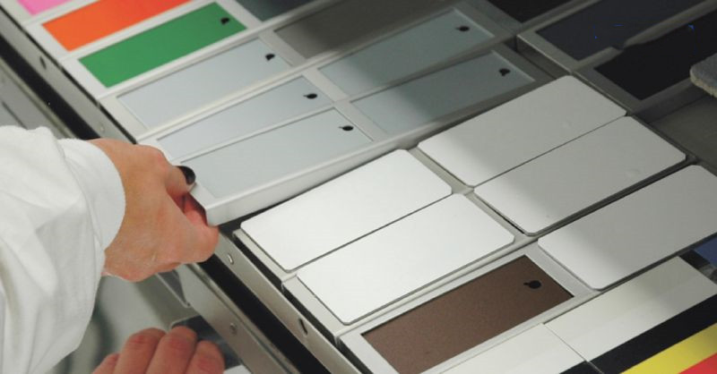 耐候老化測試，樣品需要輪換位置