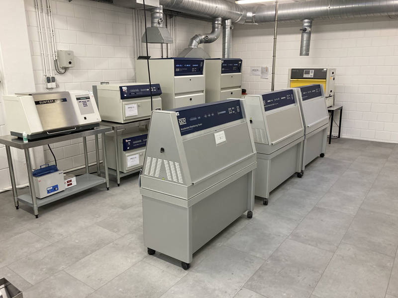 Q-LAB老化試驗箱:QUV紫外燈老化箱和Q-SUN氙燈老化試驗箱